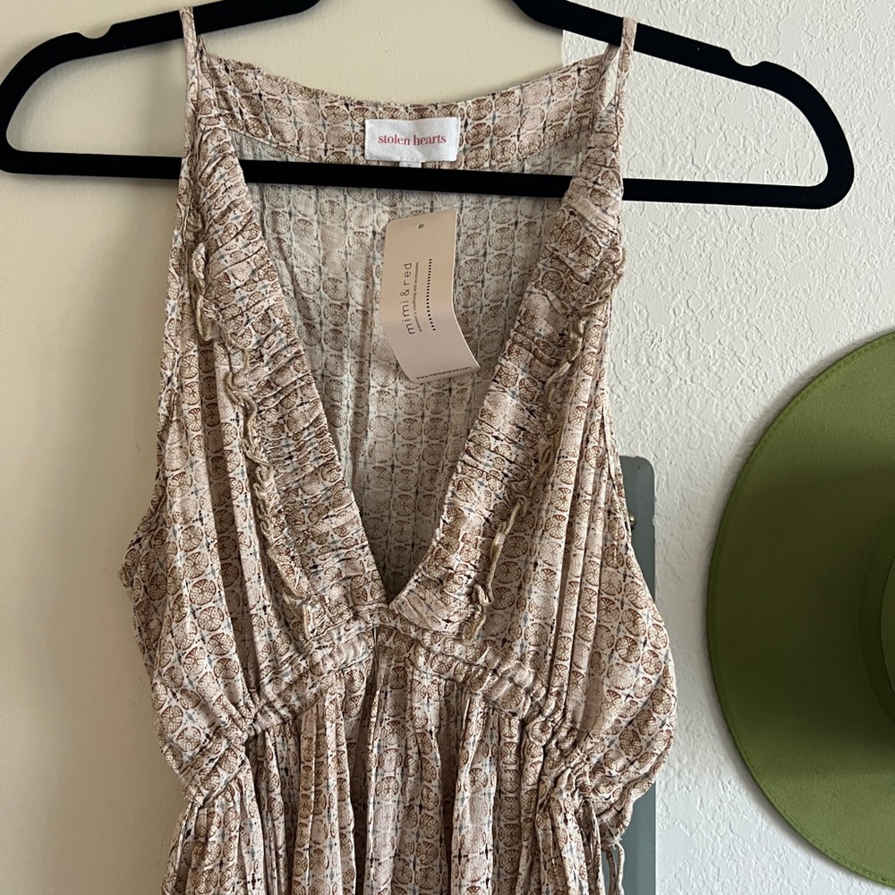 Stolen hearts dress | Tan | Small